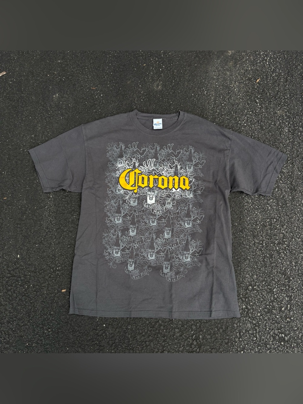 Y2K Corona Extra Beer Tribal Grunge Graphic Grey T-Shirt Size XL Classic USA